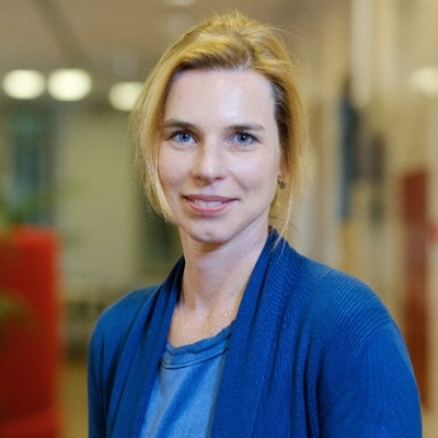 Dr. Erna Ruijer