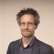 Dr. Joris Veenhoven